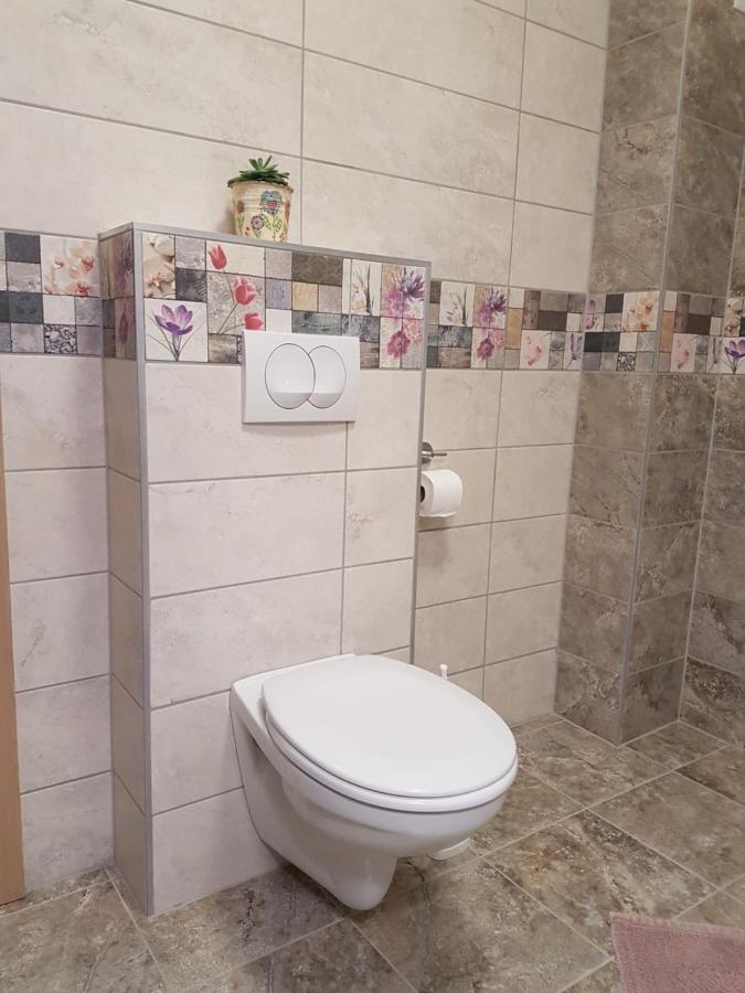 Silver Lodge Apartment 1 Eger Kültér fotó