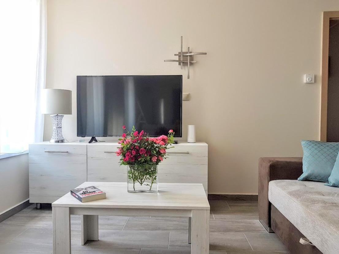 Silver Lodge Apartment 1 Eger Kültér fotó
